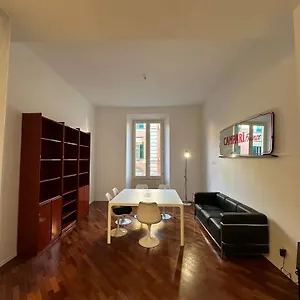  Appartamento Whouse Large Indipendenza Italia