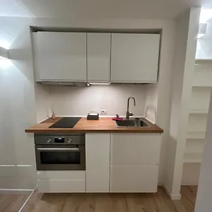  Apartment Near Bocconi