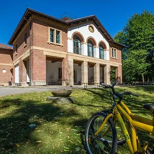 E Ostello, Parco Di Monza, Cascina Costa Alta Albergue