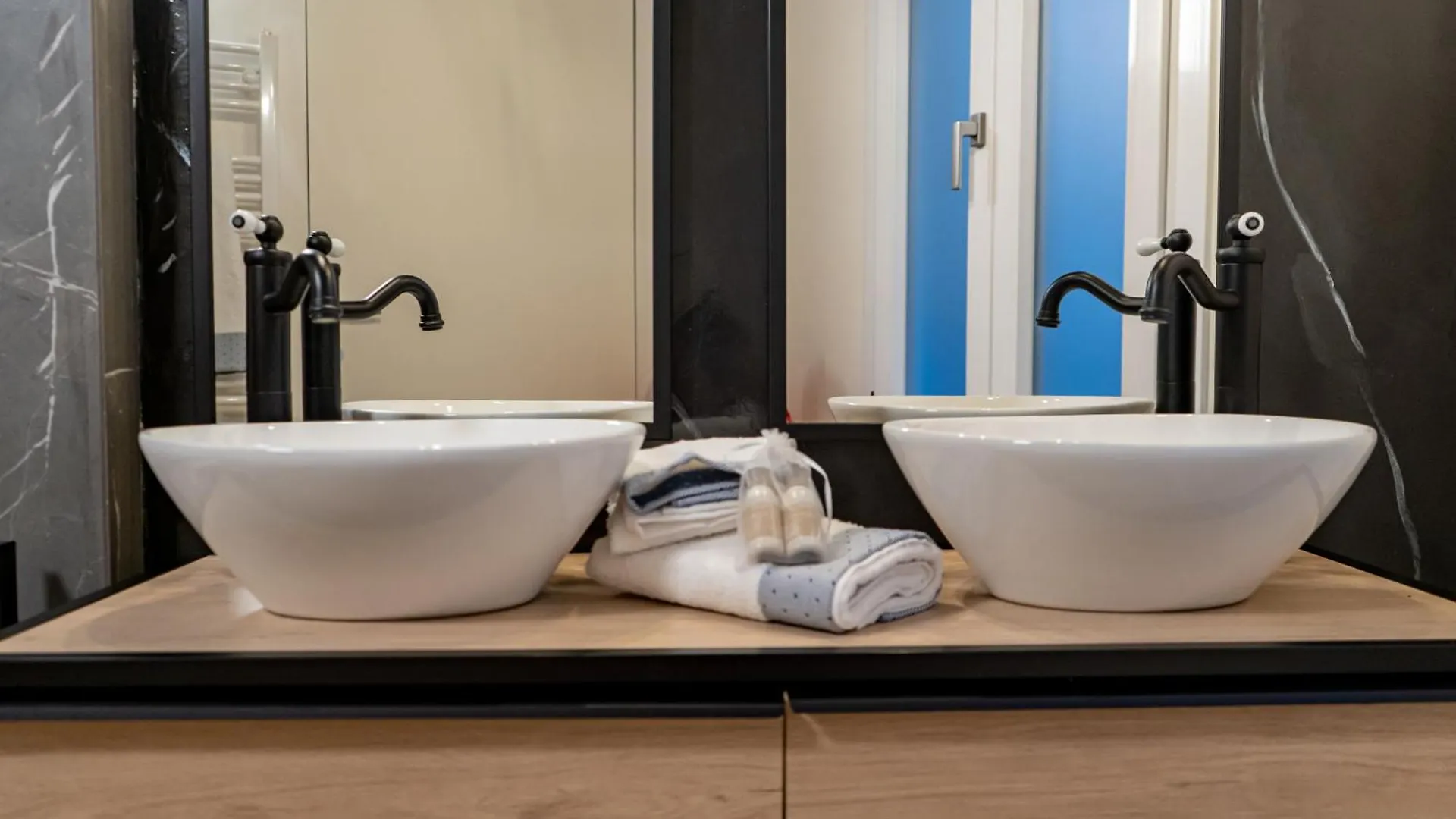 Duomo Guest House Monza Apartment